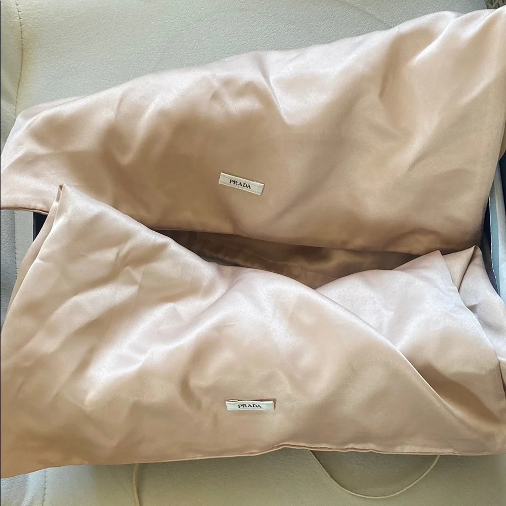 Prada Black Women's Ballet Flats - Picture 6 of 6